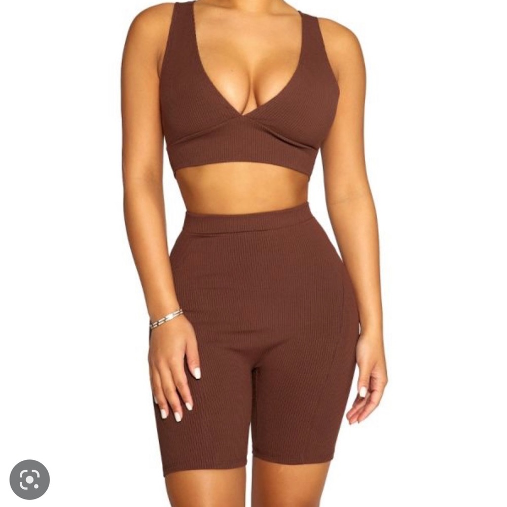 Naked Wardrobe V-Rey Snatched Shorts in Brown, Size S
